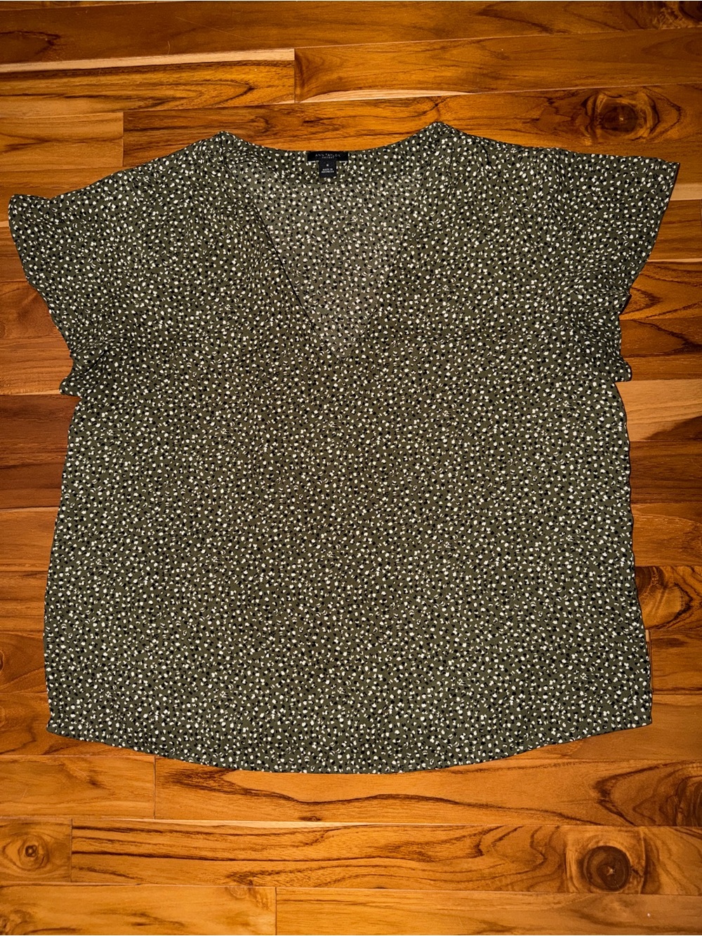 Ann Taylor Factory  Floral Print Short Sleeve Top